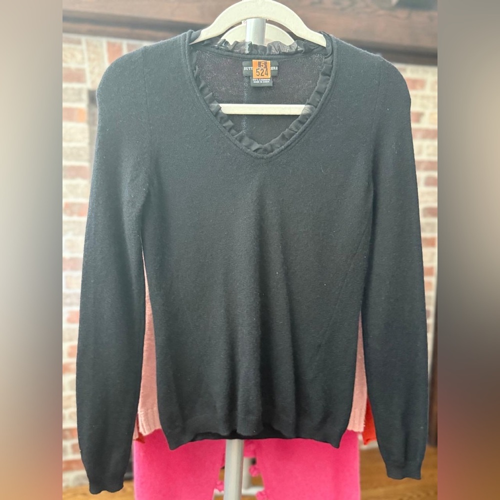 Black V-Neck Cashmere Sweater with Ruffle Trim